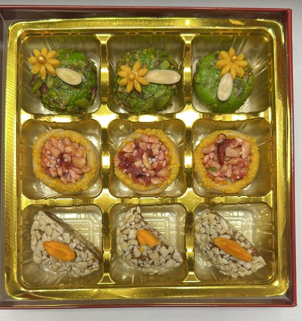 Assorted Mix Sweet Square Garbi Box 53090
